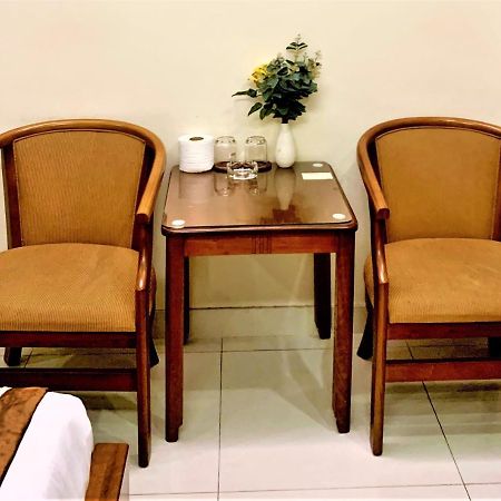 Bao Tran Hotel Thành Pho Ho Chí Minh Esterno foto