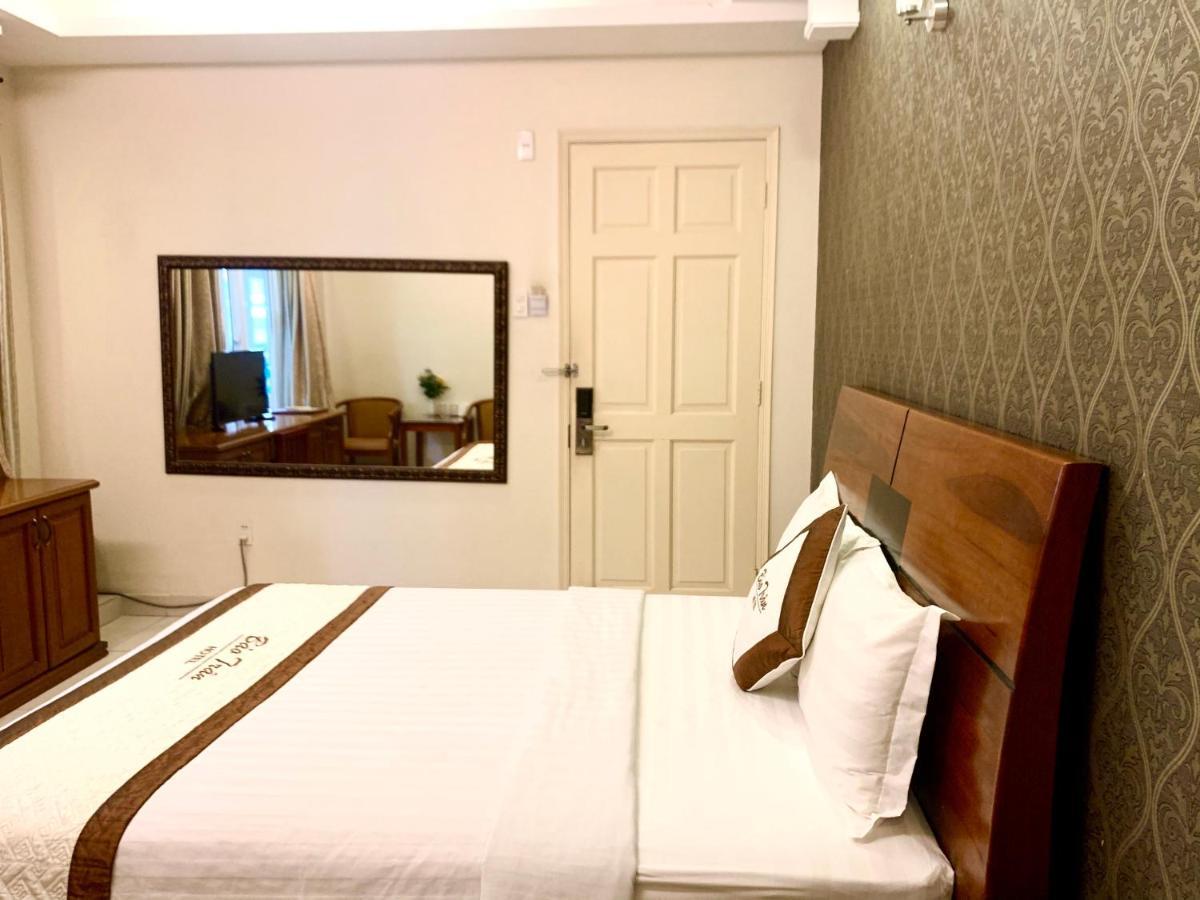Bao Tran Hotel Thành Pho Ho Chí Minh Esterno foto